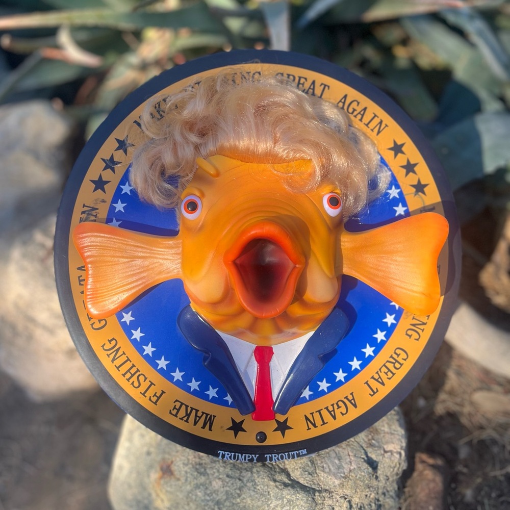 TRUMPY TROUT | Talking Trump Fish Make Fishing Great Again Novelty Wall Decor